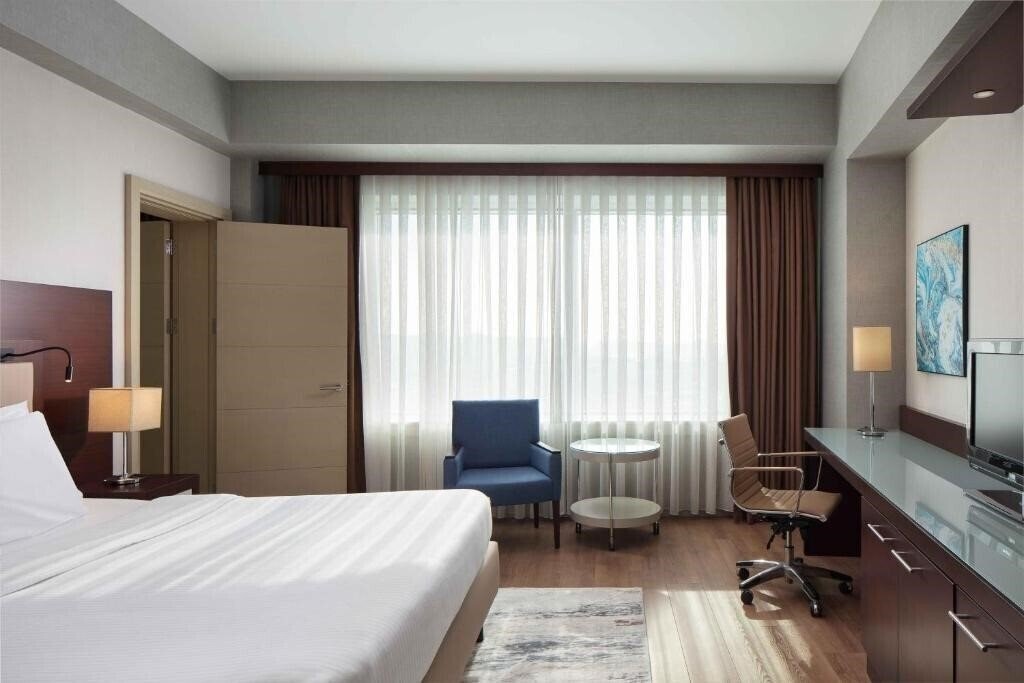 Courtyard Marriott Airport 4* фотосуреті