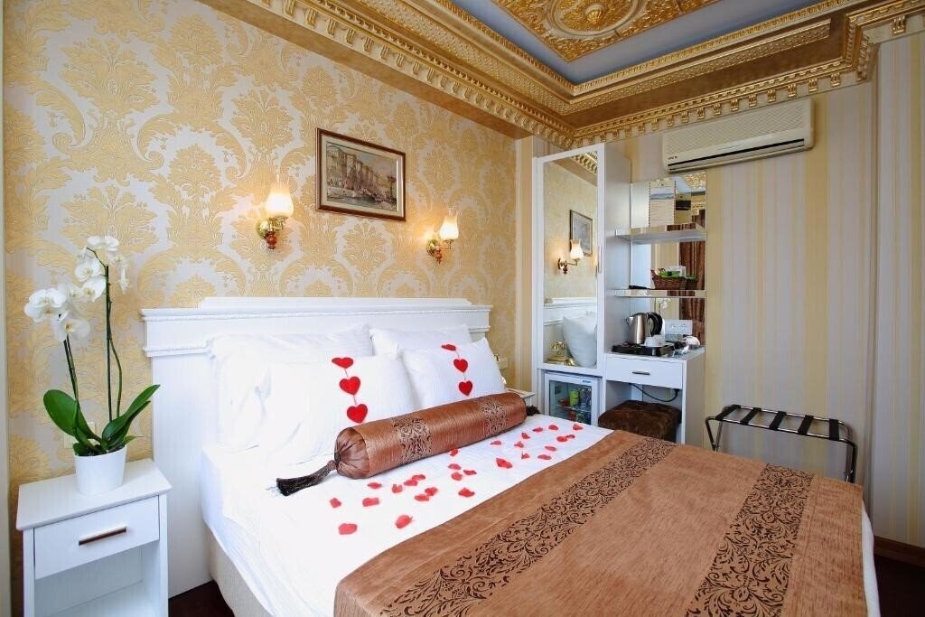 Golden Horn Hotel (ex. Golden Horn Sirkeci, The Golden Horn Sirkeci) 4* қонақ үйі
