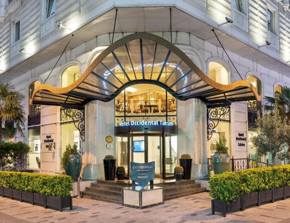 Отель Larespark Hotel 4*