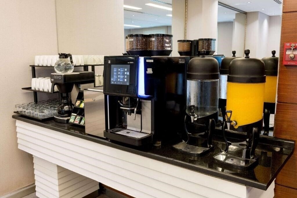 Ramada Plaza Istanbul City Center Hotel 5* суреті