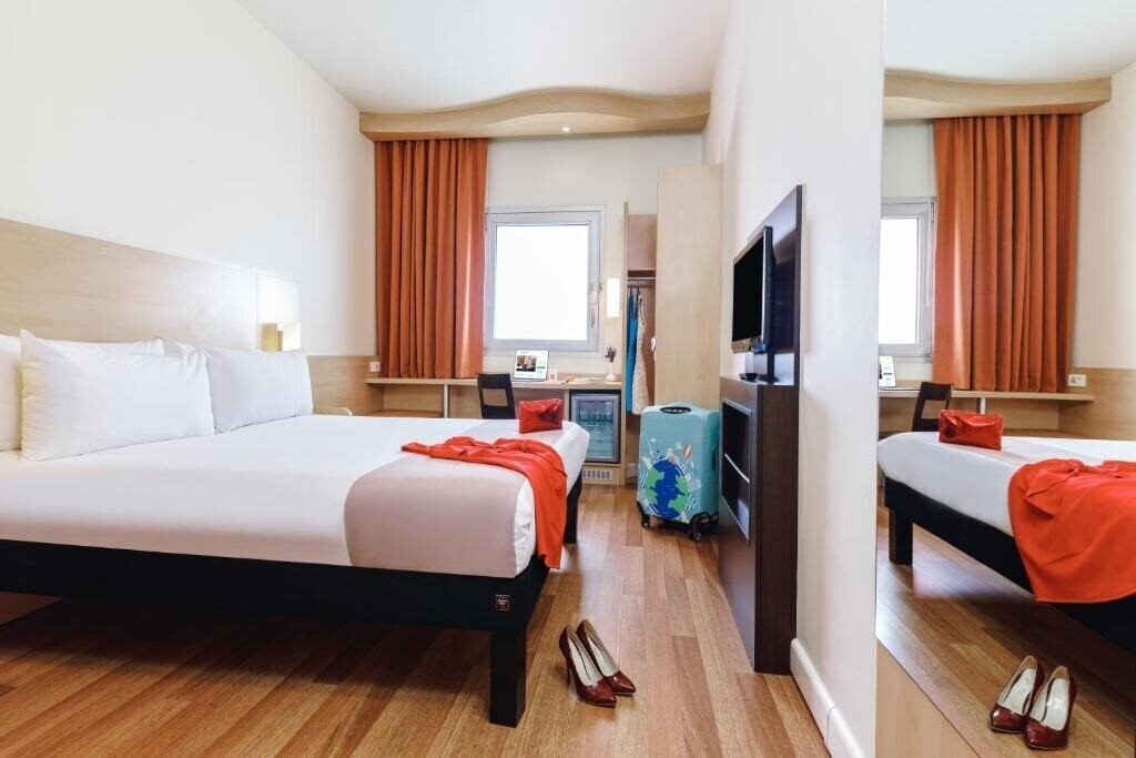 Ibis Istanbul Esenyurt 3* фотосуреті