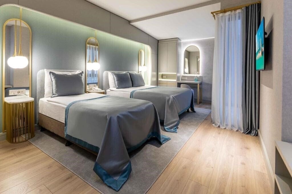 Фотография Genova Hotel 4*