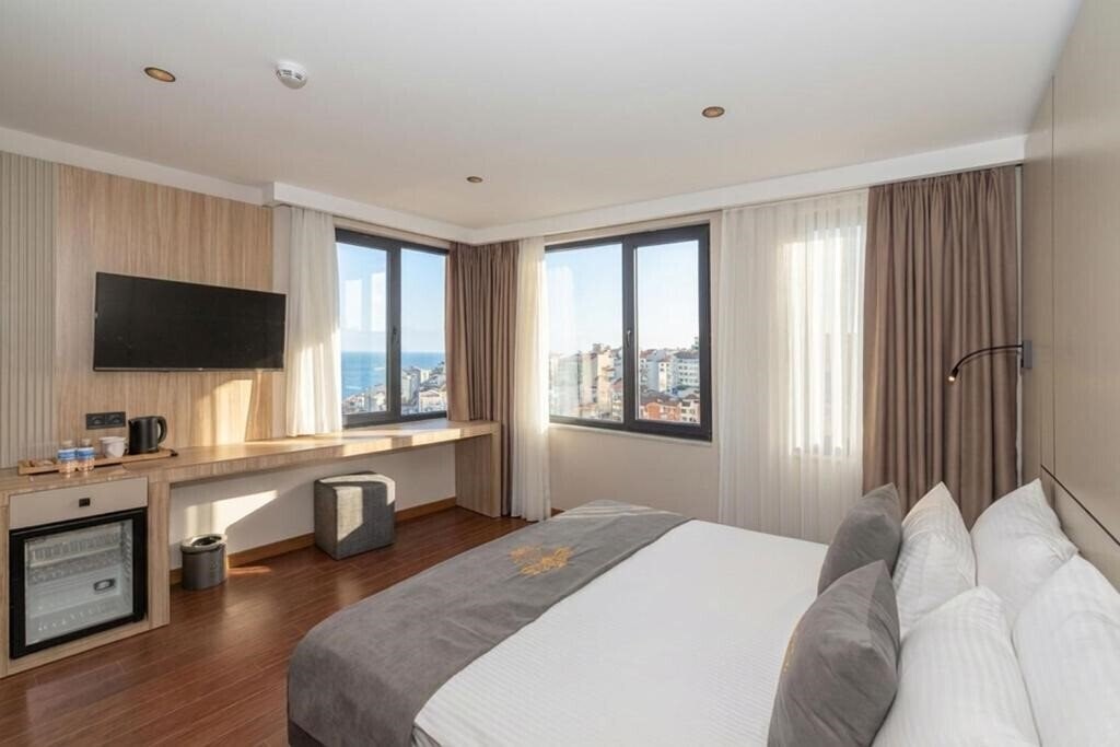 Фото Hotel Taksim Home 3*