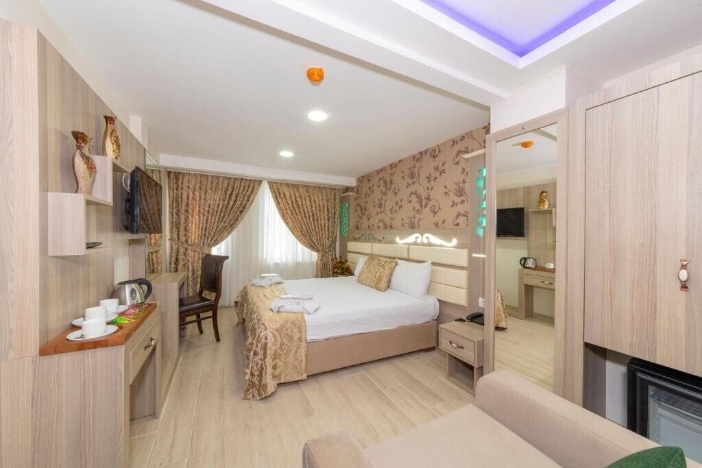 Raimond Hotel (ex. Ciwan) 3* суреті