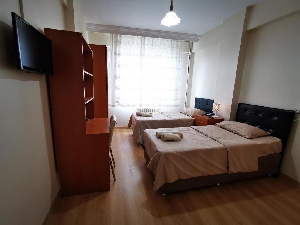 Фото Ulubat Hotel 3*