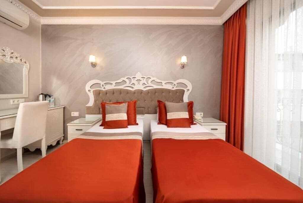 Deluxe Newport Hotel Special Cat. 3* суреті