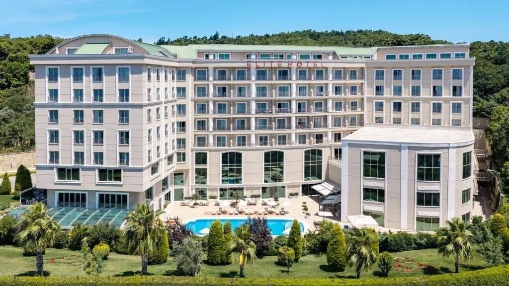 Отель Elite Hotels Darica SPA & Convection Center 5*
