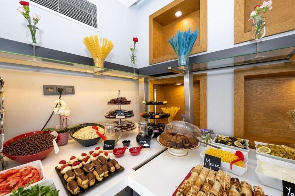 Graziella Gold Hotel (ex. Graziela Gold Hotel ) 4* суреті