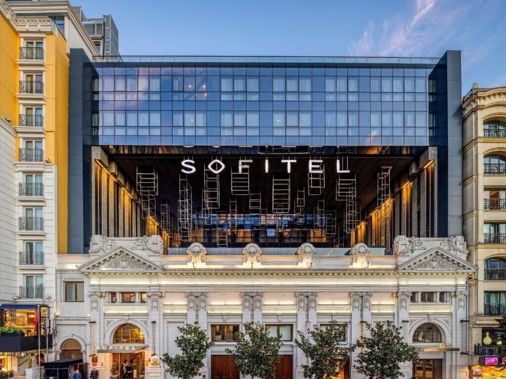 Отель Sofitel Istanbul Taksim 5*