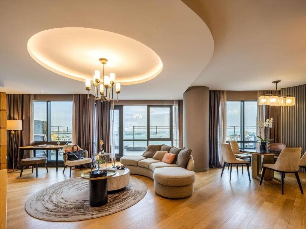 Изображение Sofitel Istanbul Taksim 5*