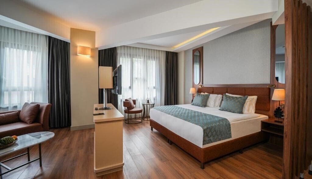 Grand Sirkeci Hotel (ex. Grand Sirkeci Hotel Istanbul) 4* қонақ үйі