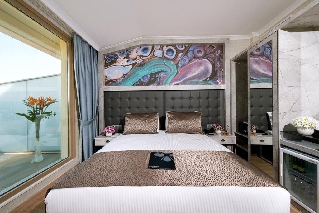 Отель Four Sides Hotel Sisli (ex. Four Sides Bomonti) 4*