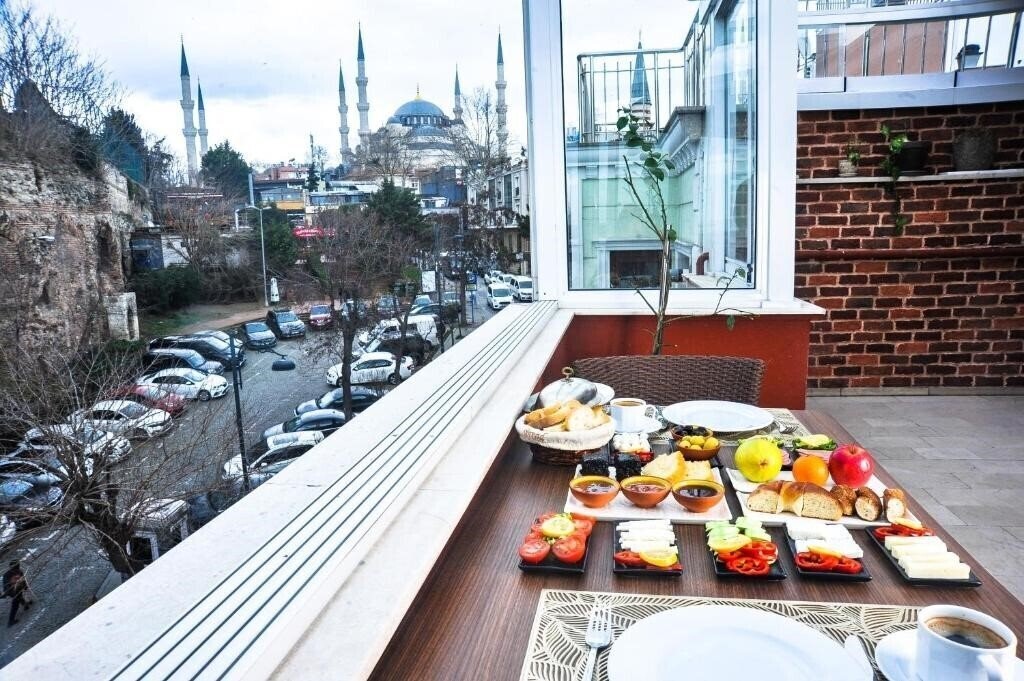 Erguvan Hotel 4* қонақ үйі