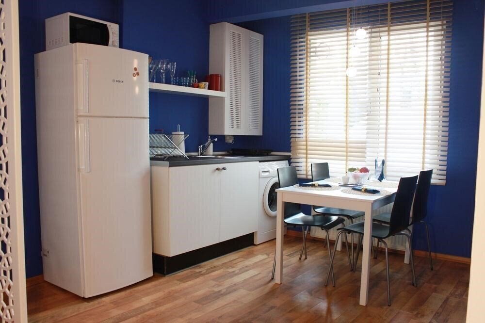 Отель 212 Istanbul Suites 3*