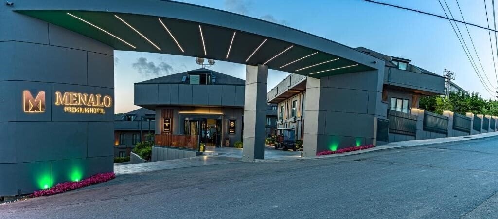 Menalo Hotel Premium Istanbul Airport 5* суреті