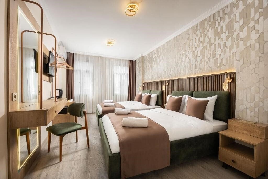 Отель Peradise Hotel 3*
