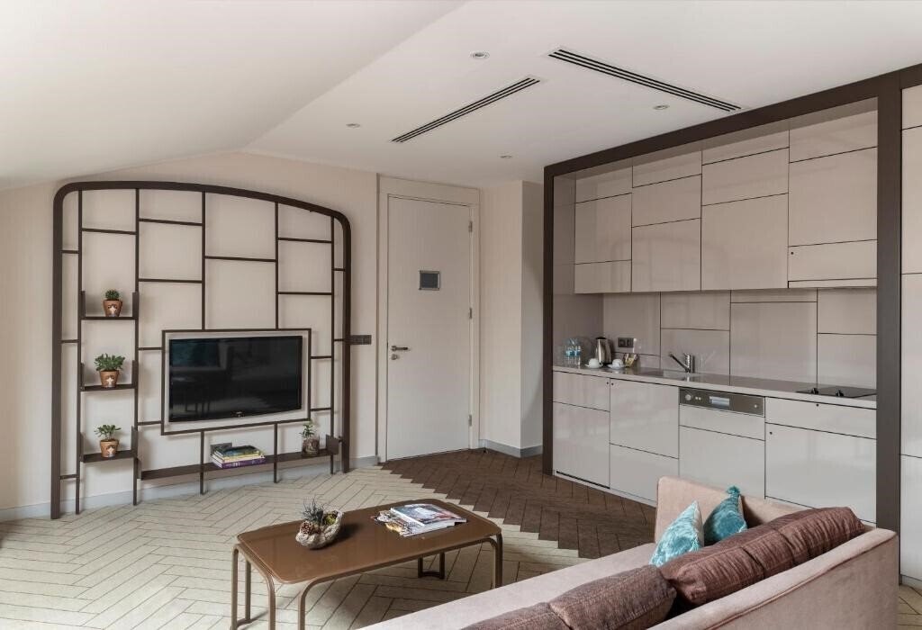 Upsuites Hotel (ex. L'onde Business Suites) 4* фотосуреті