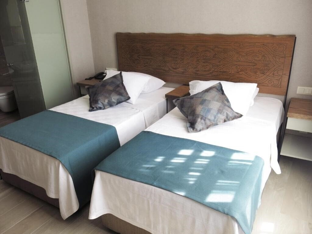 Фотография Galatahan Hotel 4*