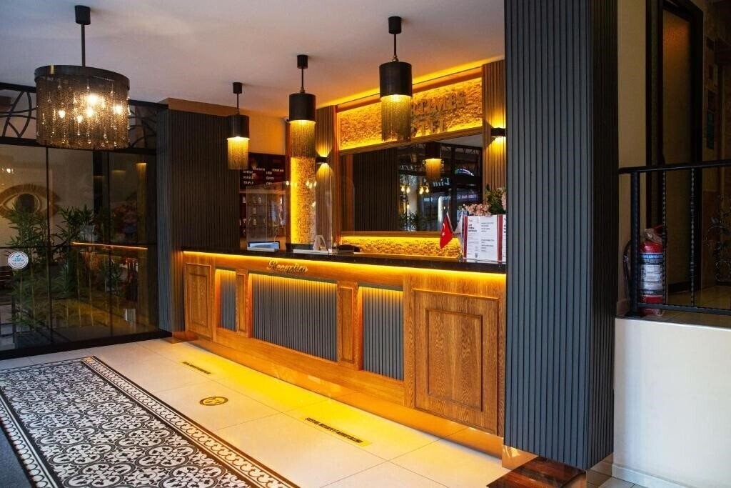 Отель Emirtimes Hotel Kadikoy 3*