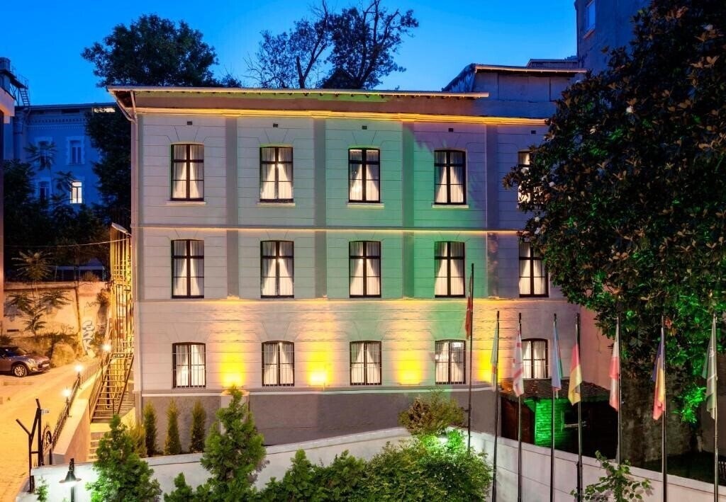 Фото Element Garden Otel (ex. Element Garden Hotel) 3*