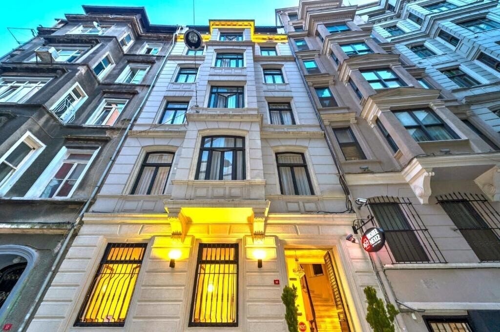 Отель Hotel Next2 3*