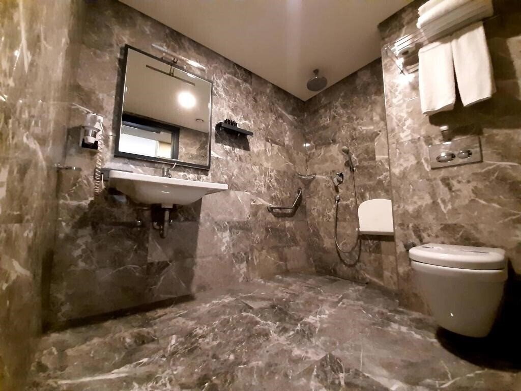 Фото Sapko Airport Hotel 3*