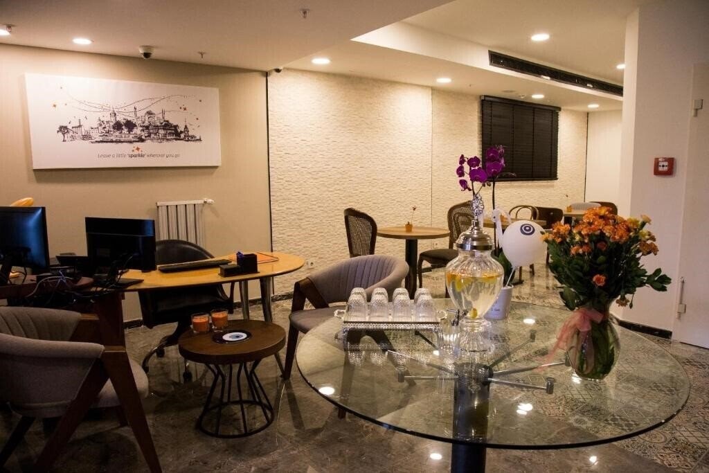 Sparkle Hotel 3* суреті