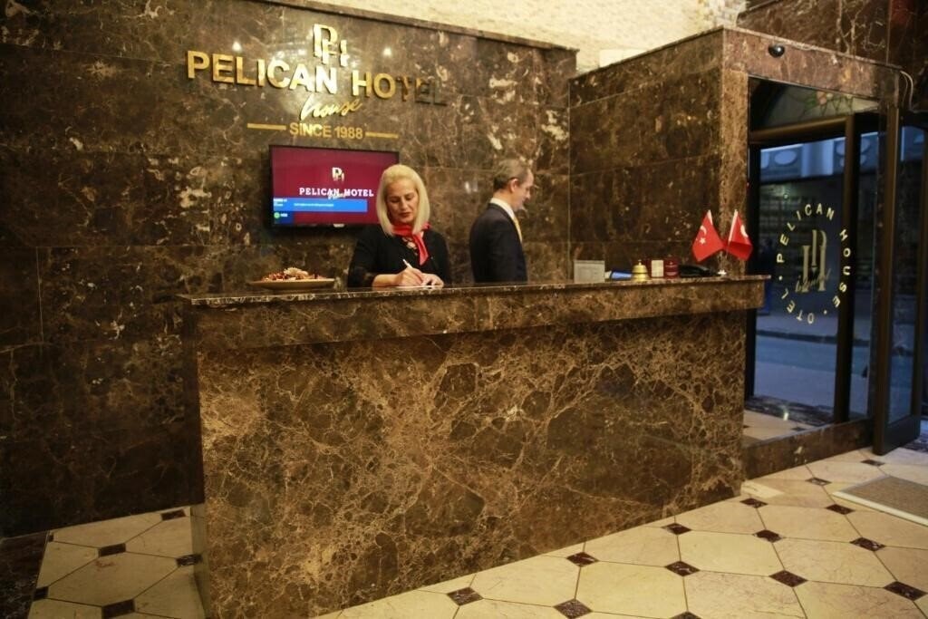 Pelikan Hotel 3* суреті