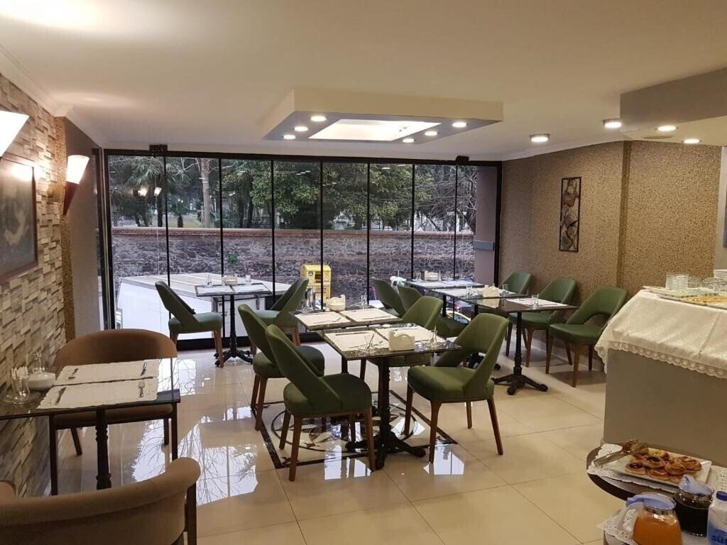 The Clock Suites 3* фотосуреті