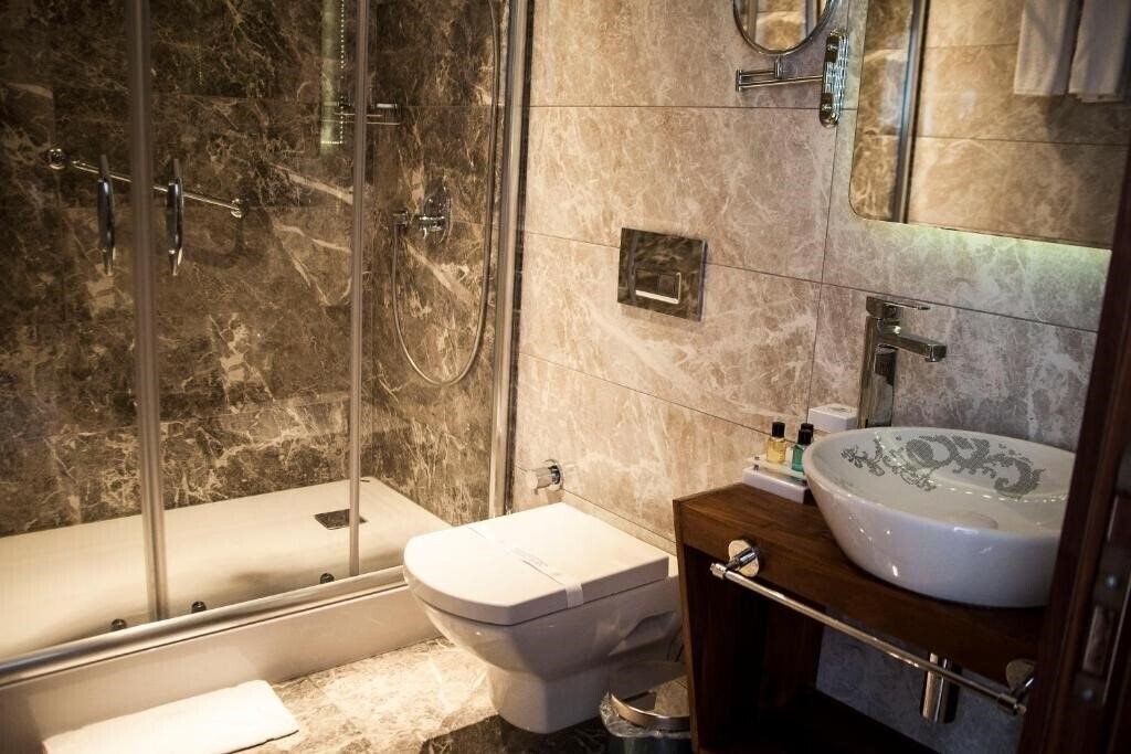 Old Port Hotel 3* суреті