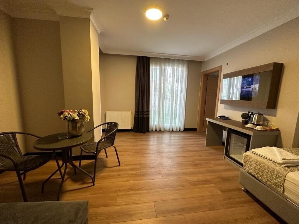 Niconya Port Suites & Hotel 3* суреті