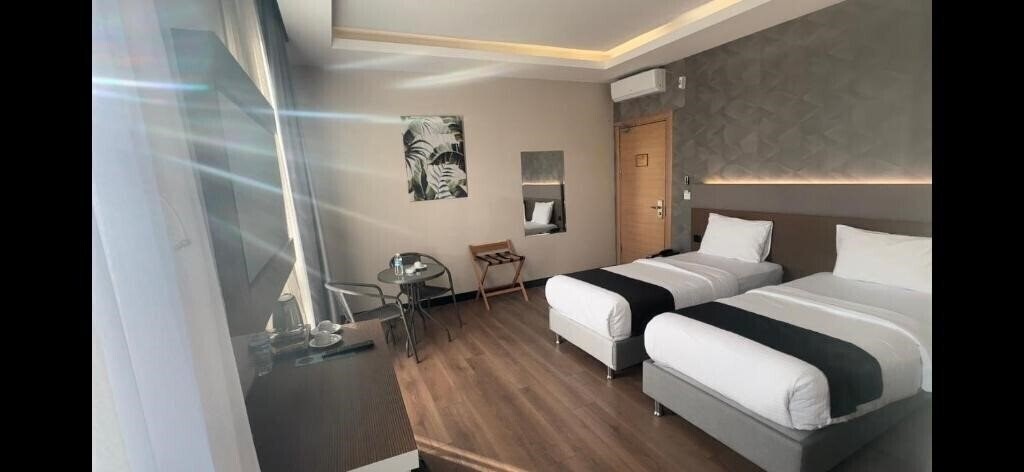 Niconya Port Suites & Hotel 3* суреті