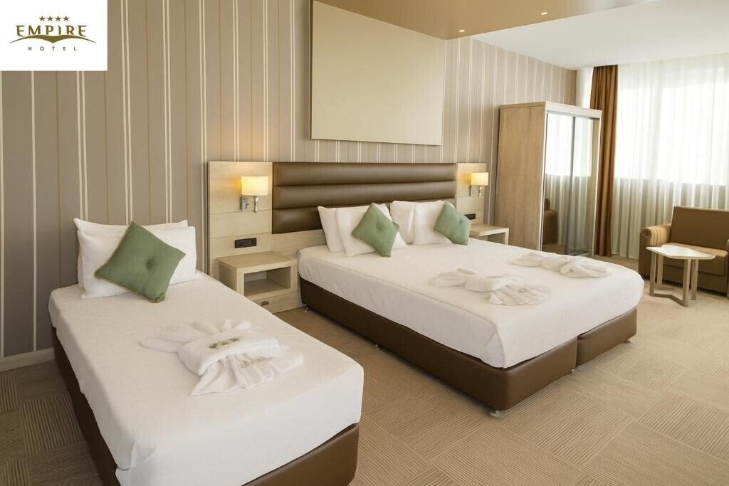 Фото Empire Hotel İstanbul 4*