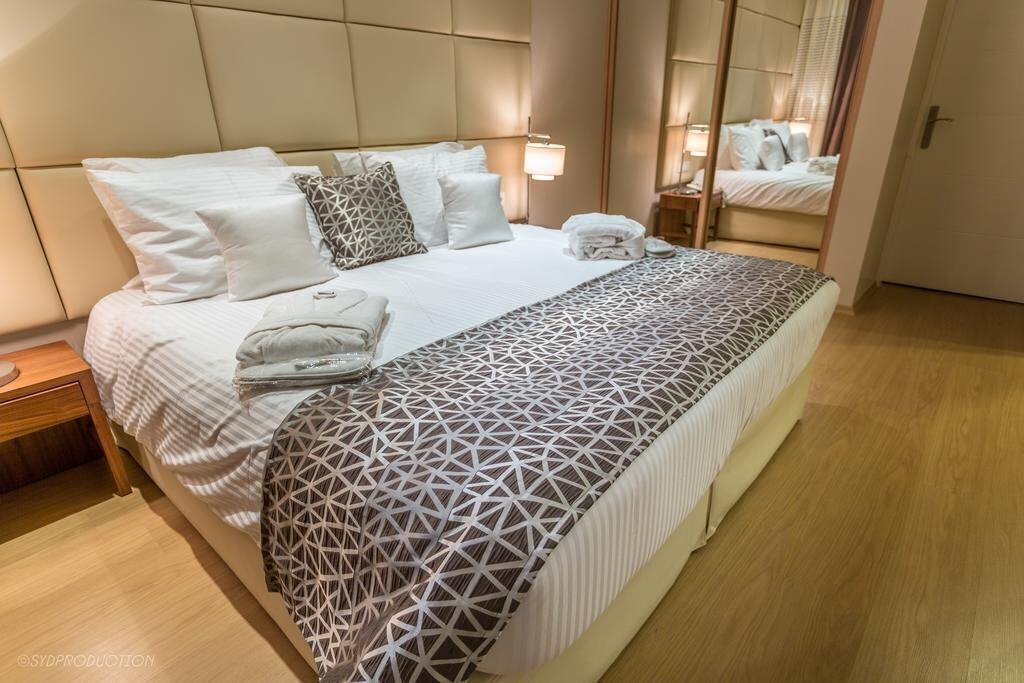 Фото Millennium Suites 4*