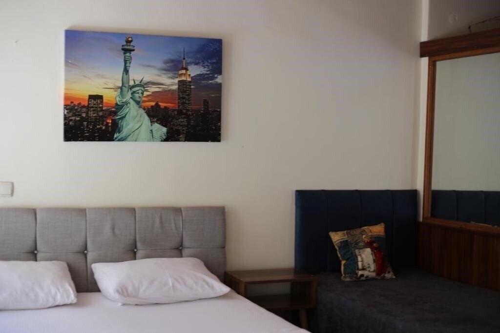 New Pera Hotel 3* суреті