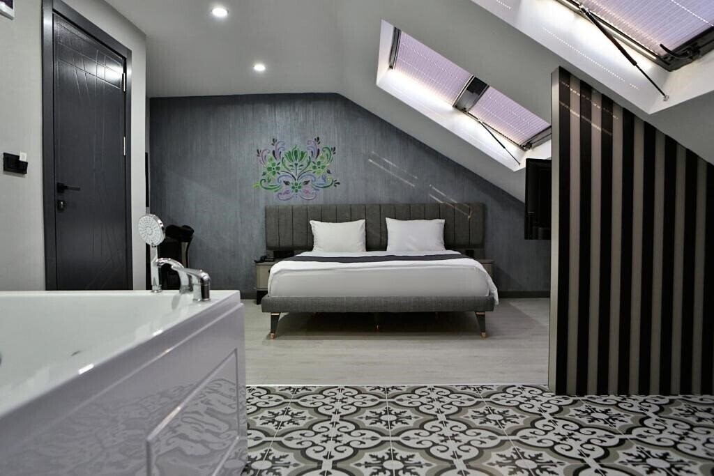Картинка Fly And Stay Airport Hotel 3*