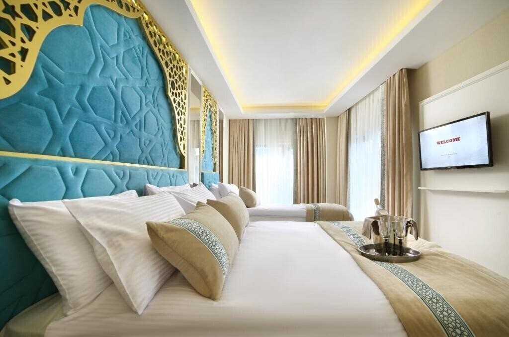Фото Great Fortune Design Hotel 4*