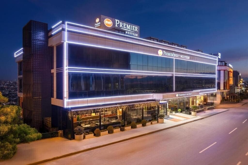 Отель Hidden Hills Istanbul Airport 4*