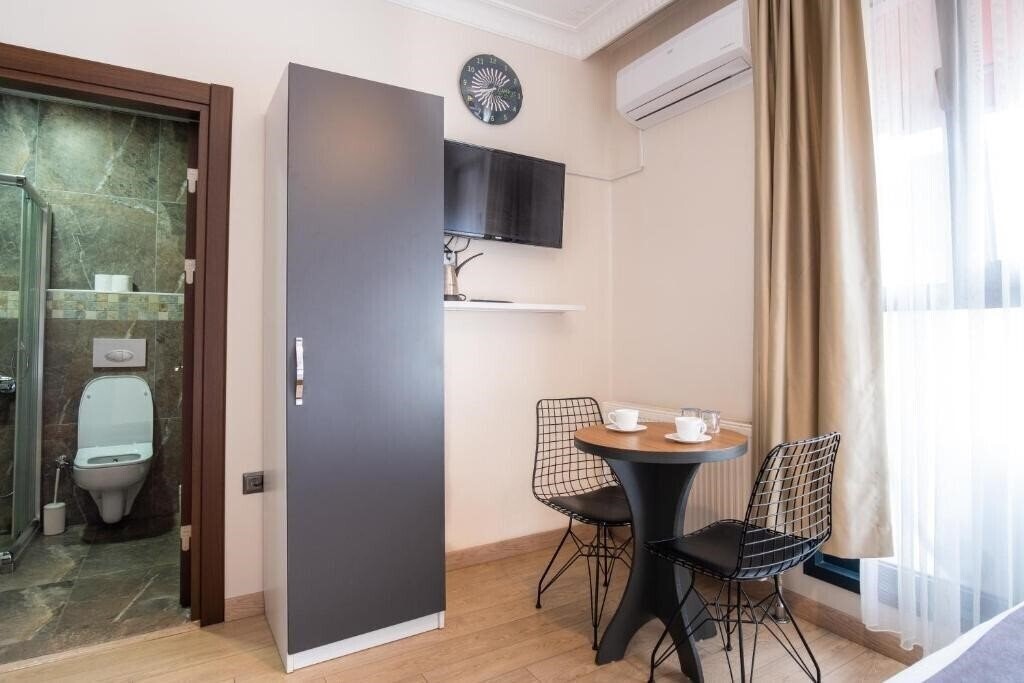 Campus Boutique Hotel 3* суреті