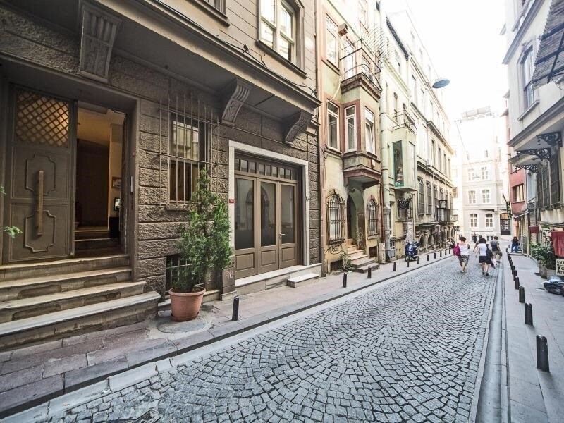 Фото Galata Tower Suites by Mile Hotels (ex. Galata Tower VIP Apartment Suites) 3*