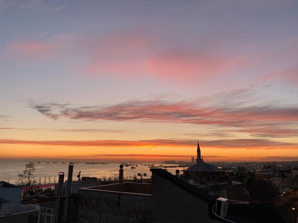 Hotel Rose Bouquets 3* суреті