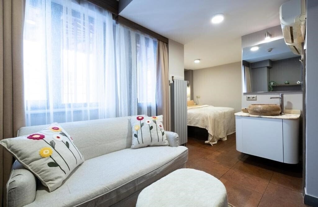 The Pera Hotel 3* суреті