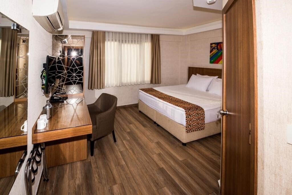 Bguest Hotel Boutique 3* фотосуреті