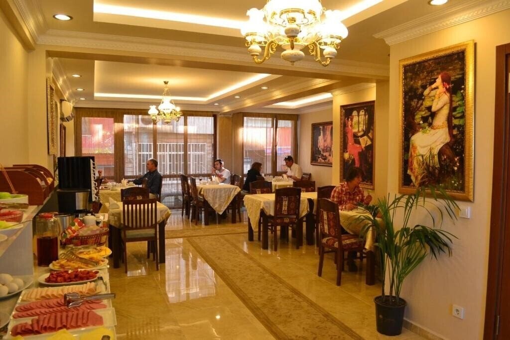 Blue Istanbul Hotel (ex. Hotel Blue Istanbul, Blue Istanbul Hotel S-Class, Blue Istanbul Sultanahmet, Blue Istanbul Suites) 3* фотосуреті