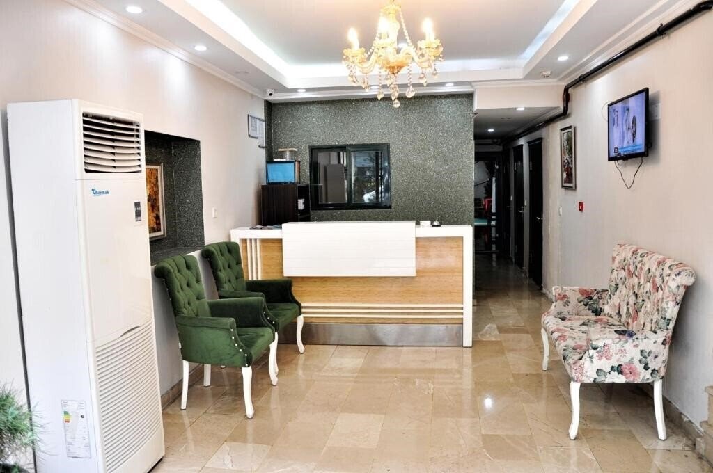 Monarch Hotel 4* суреті