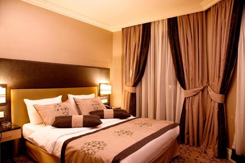 Изображение Darkhill Hotel (ex. Darkhill Hotel Istanbul, Dark Hill, The Darkhill Hotel, Cara Hotel, Cara Otel Istanbul) 4*
