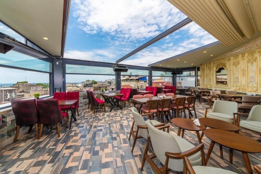Фото Golden Sand Hotel 3*