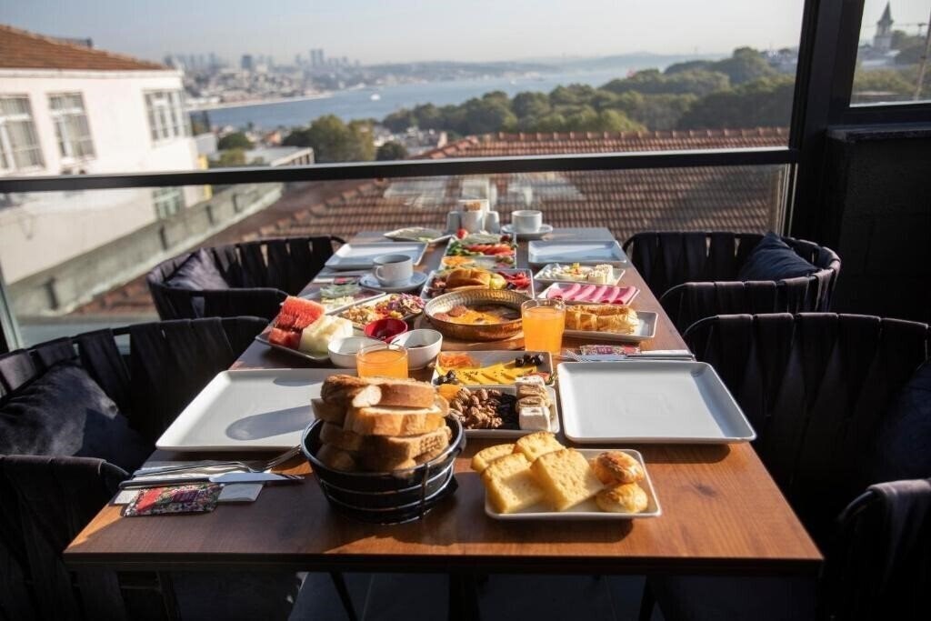 Фотография No12 Hotel Sultanahmet 4*