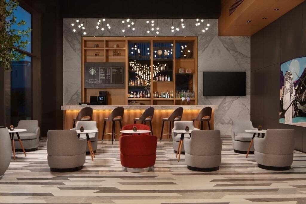 Фото Four Points By Sheraton Istanbul Kagithane 4*