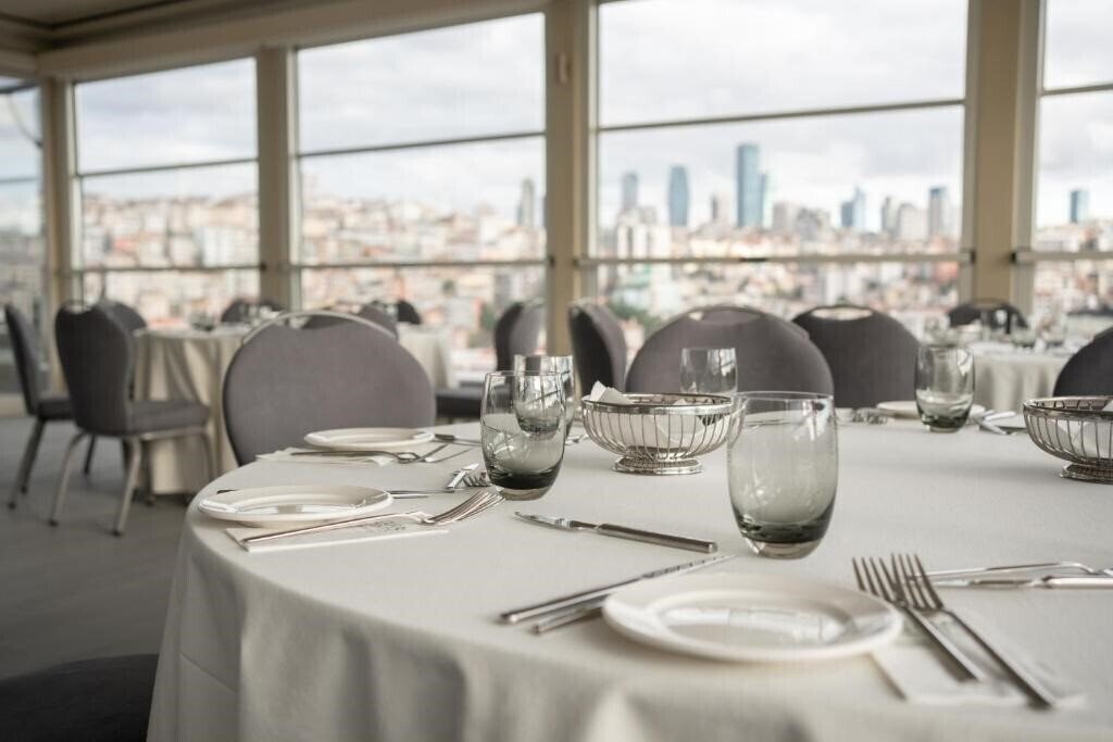 Изображение Four Points By Sheraton Istanbul Kagithane 4*